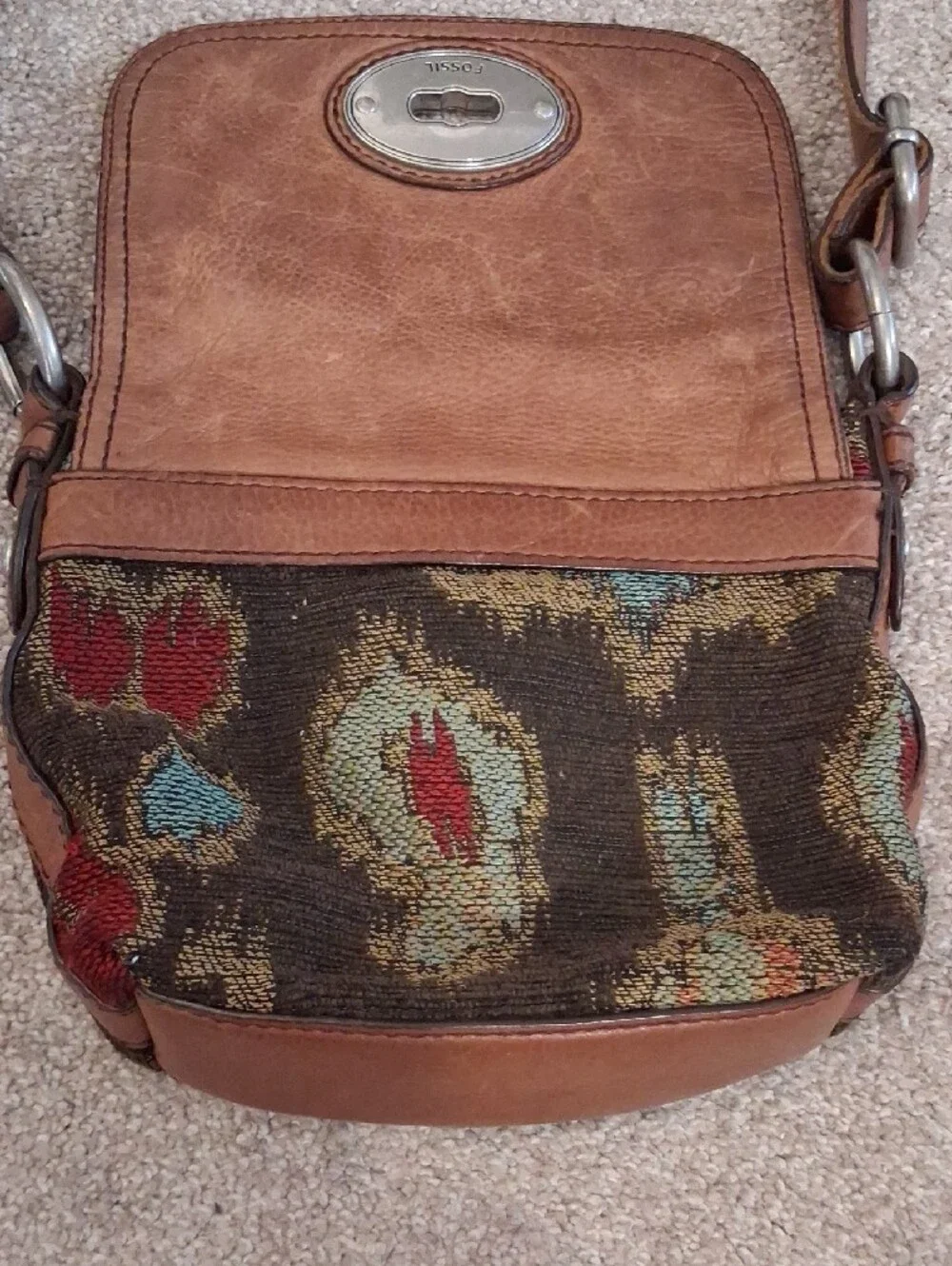 Vintage Fossil Brown Leather Tapestry Multicolor Turn Lock Crossbody Purse.